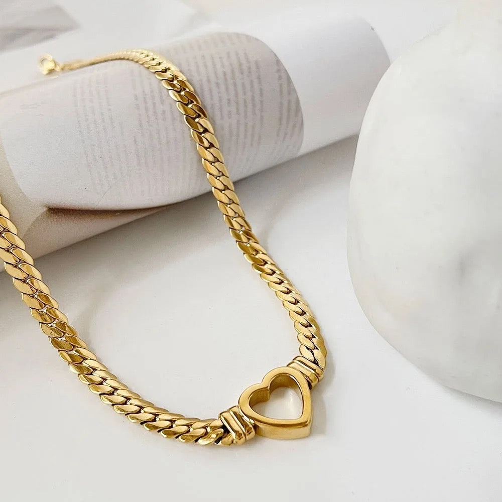 Lavish Giftz Cordelia Heart Charm Pendant Necklace