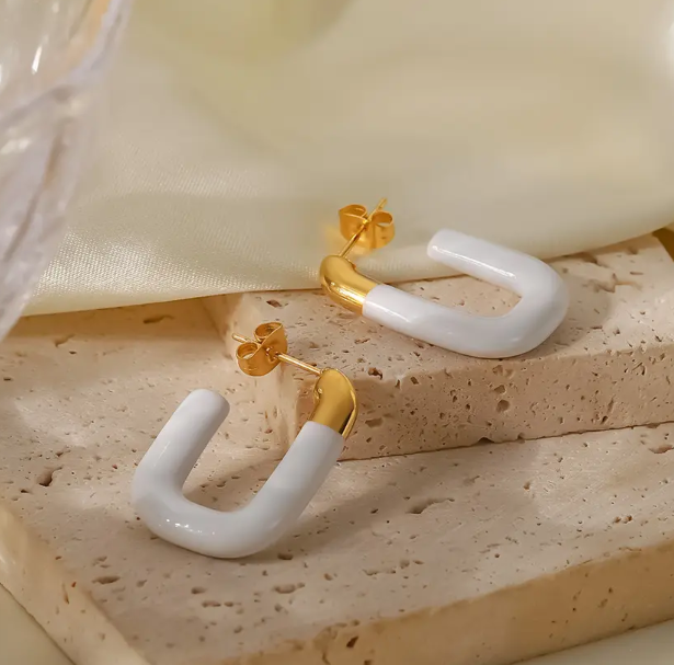 Lavish Giftz Nova White U-Shaped Stud Earrings