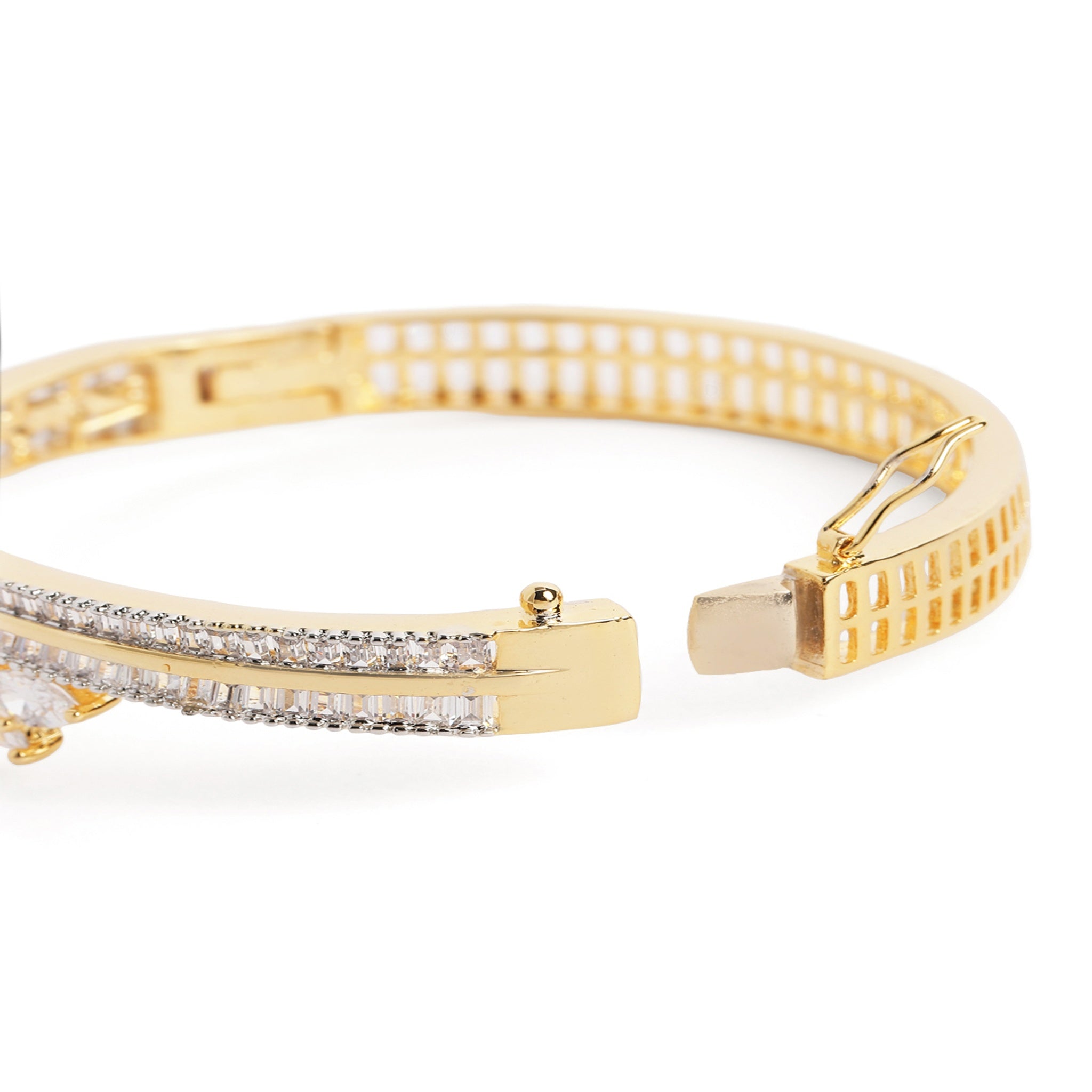 Women Cubic Zirconia Gold-Plated Kada Bracelet