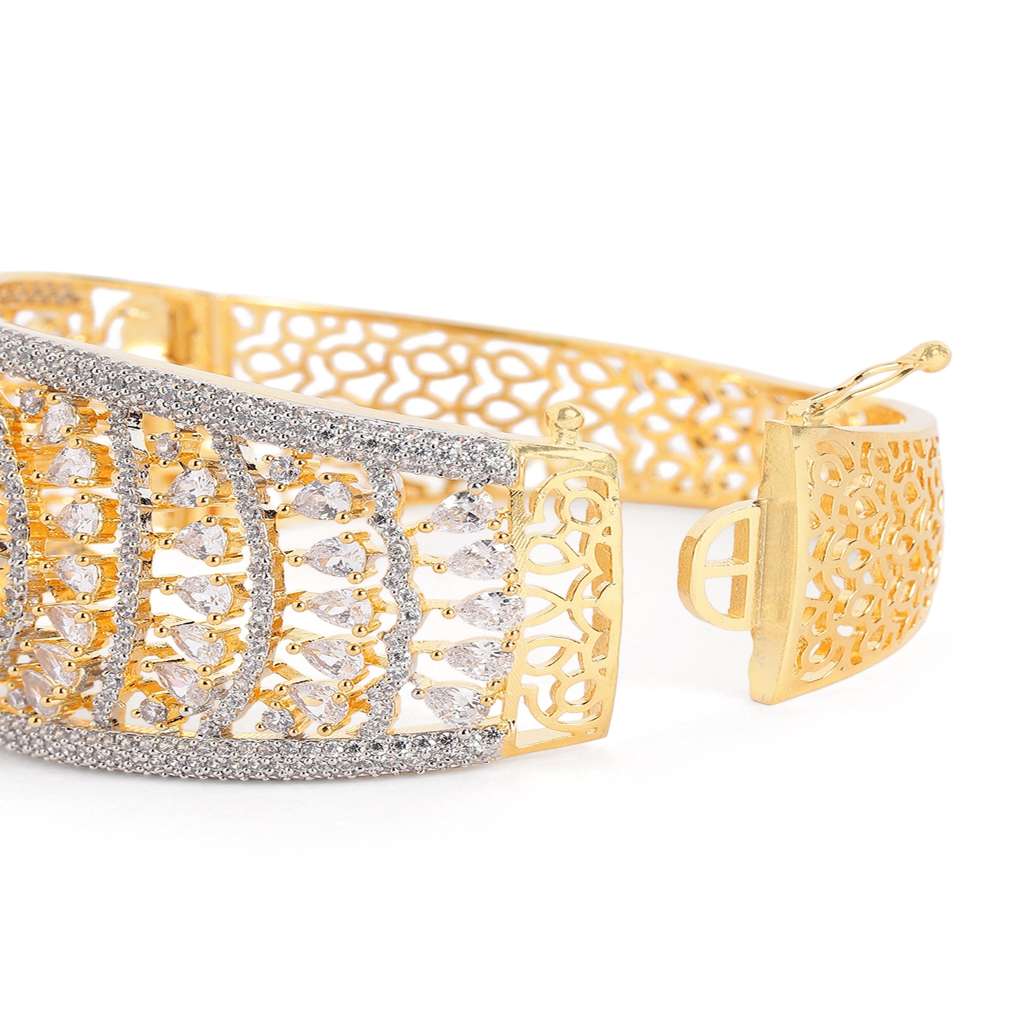 Women Cubic Zirconia Gold-Plated Kada Bracelet