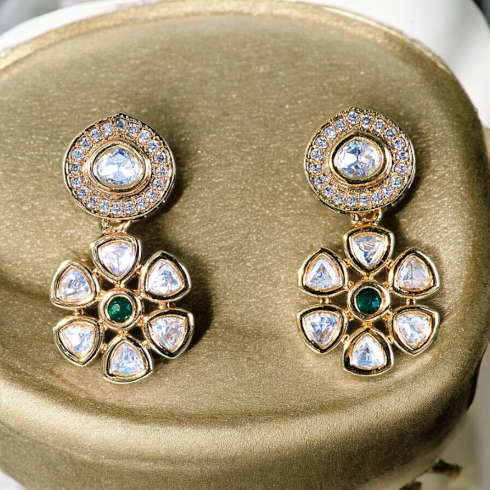 Lavish Giftz Nia Gold Plated Kundan Tops - Green