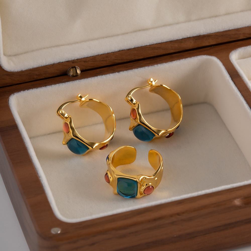 Lavish Giftz Roxana French Luxury Adjustable Turquoise Blue Red Contrast Ring